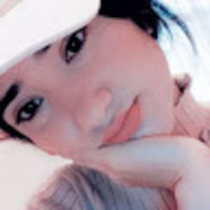 Meet your Posher, Raquel